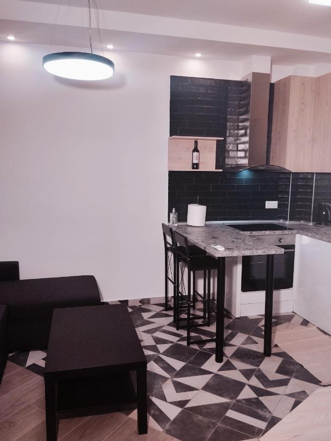 Romeo Isimeriahomz Apartment Thessaloníki Ngoại thất bức ảnh