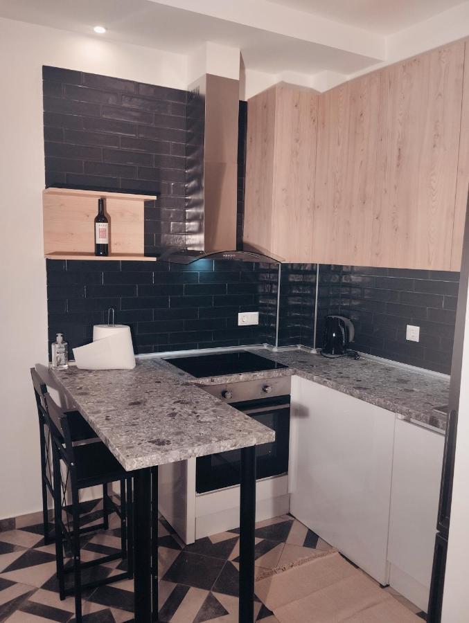 Romeo Isimeriahomz Apartment Thessaloníki Ngoại thất bức ảnh